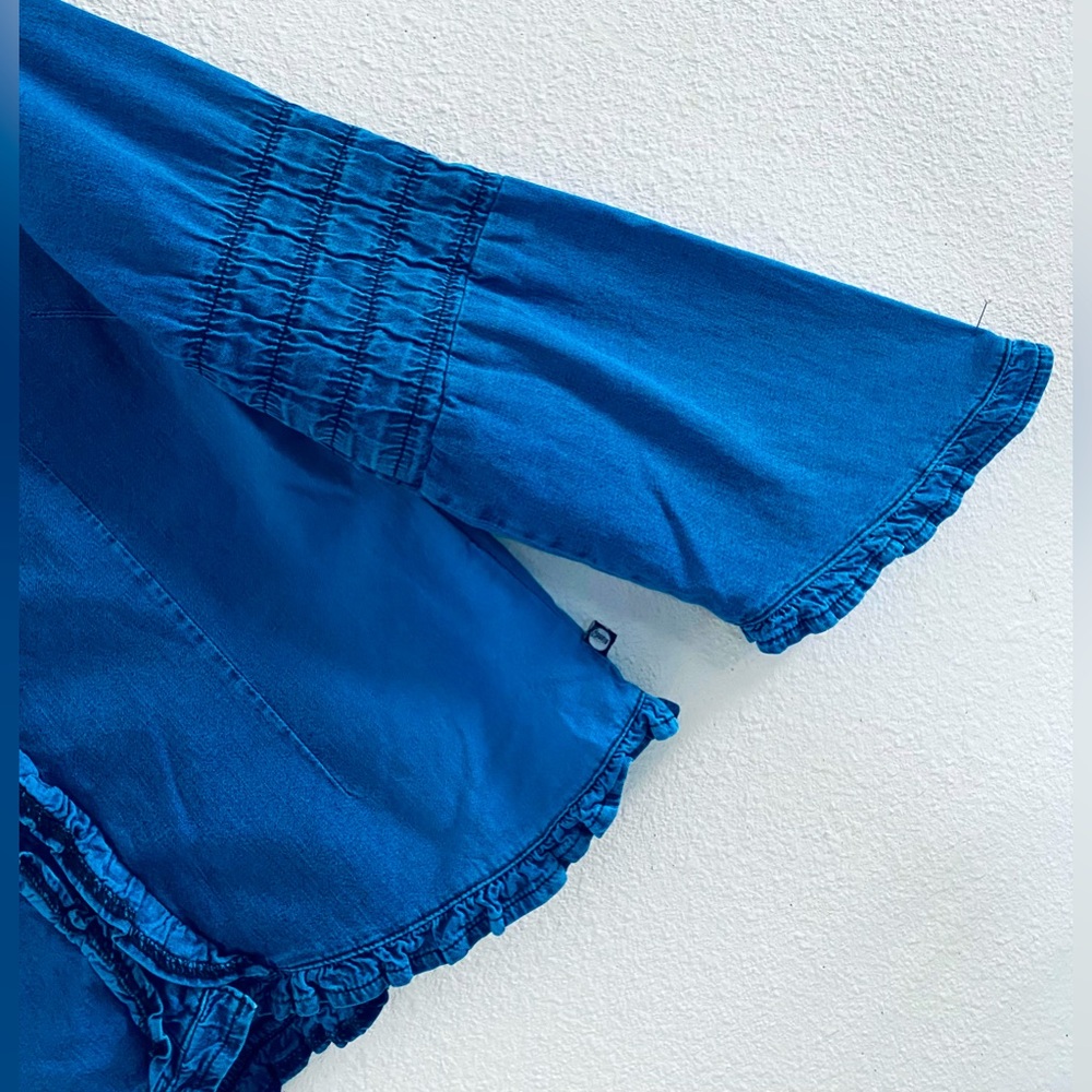 Blondie Ruffle Edge Denim Button- up Blouse/Jacket - Picture 2 of 10